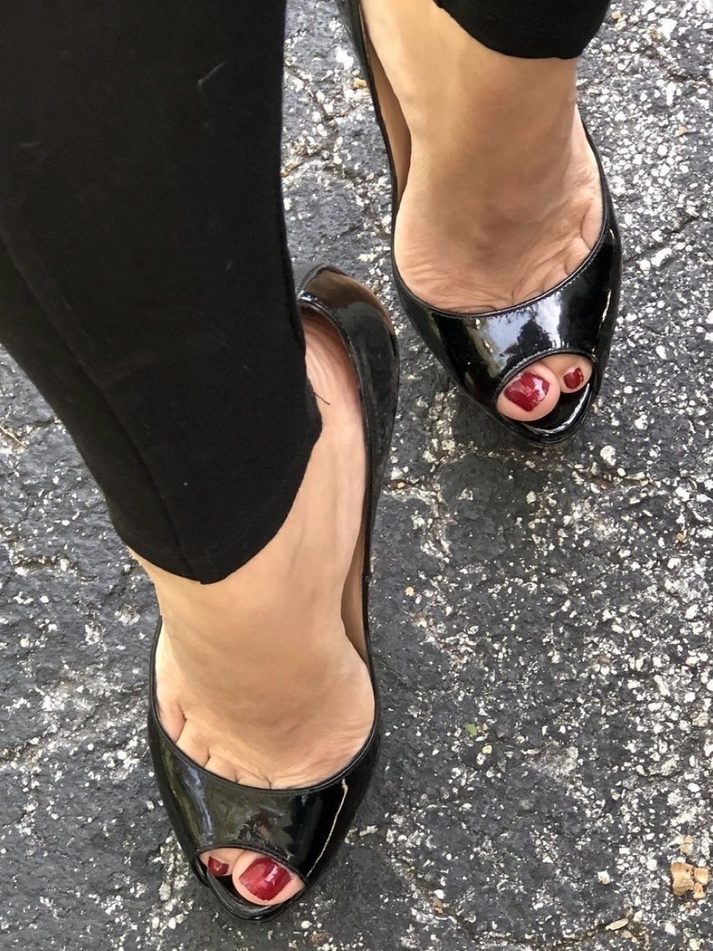 Steve Madden Black Patent Peep Toe Heels